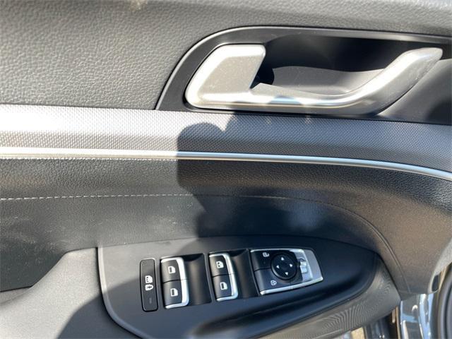 new 2025 Kia K5 car, priced at $28,675