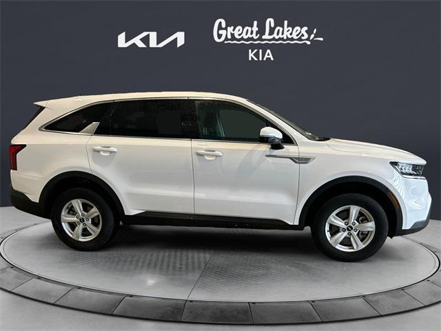 used 2023 Kia Sorento car, priced at $25,402