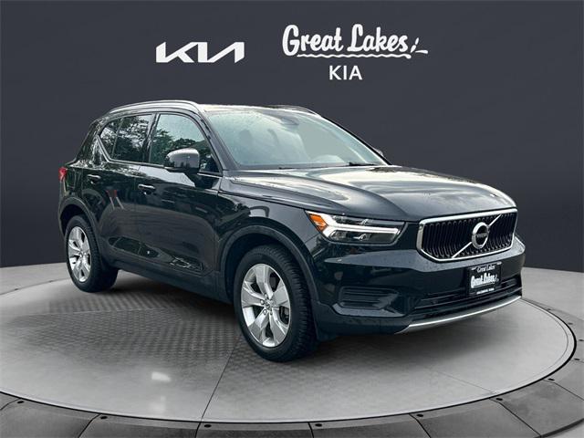 used 2019 Volvo XC40 car, priced at $19,750