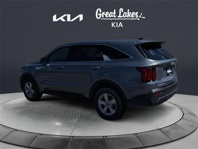 used 2023 Kia Sorento car, priced at $25,250