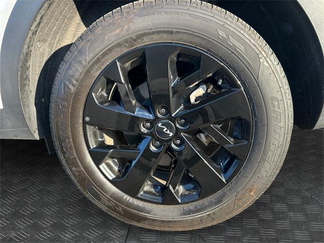 used 2023 Kia Sorento car, priced at $30,086