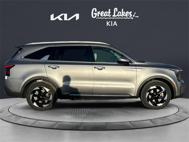 new 2025 Kia Sorento Hybrid car, priced at $43,390