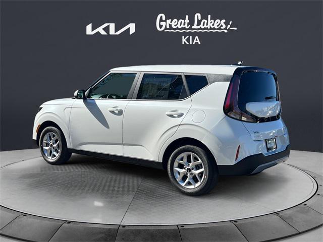 new 2025 Kia Soul car, priced at $24,685