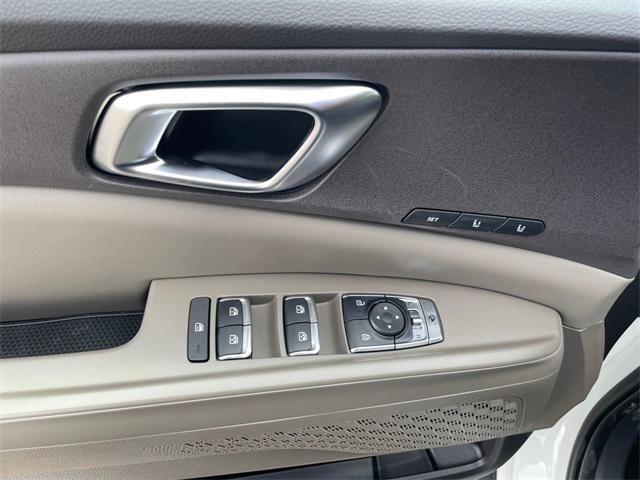 new 2025 Kia Carnival car, priced at $43,710
