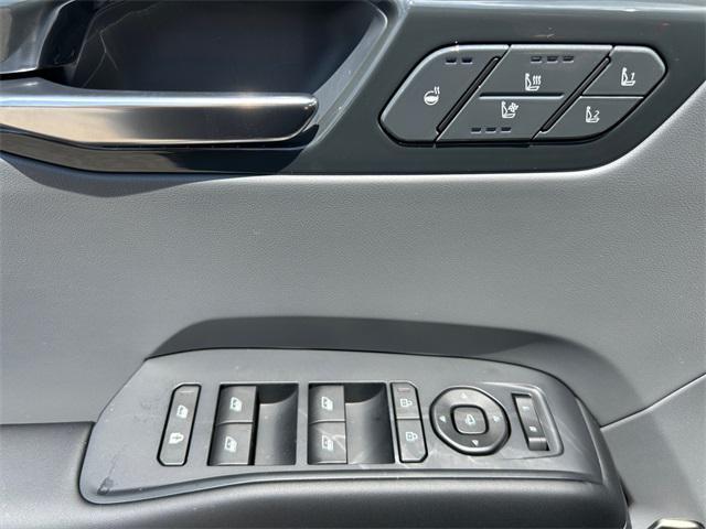new 2026 Kia EV9 car, priced at $72,400