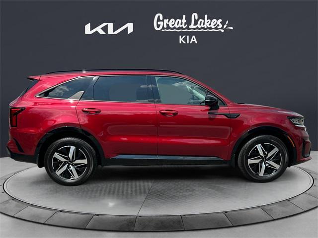 used 2022 Kia Sorento car, priced at $24,216