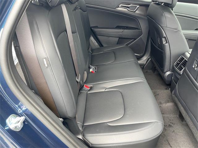 new 2025 Kia Sportage Hybrid car, priced at $35,785