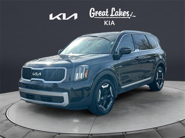 used 2023 Kia Telluride car, priced at $38,400