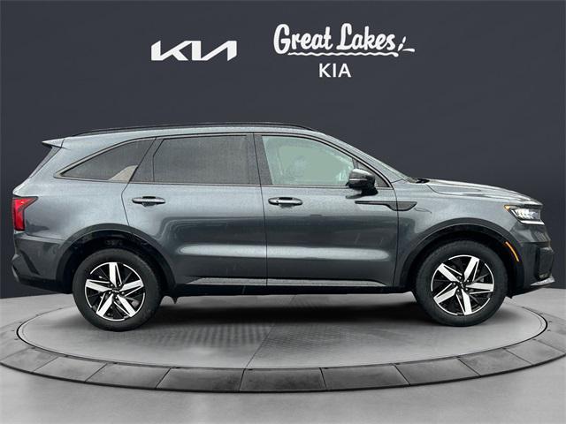 used 2023 Kia Sorento car, priced at $28,547