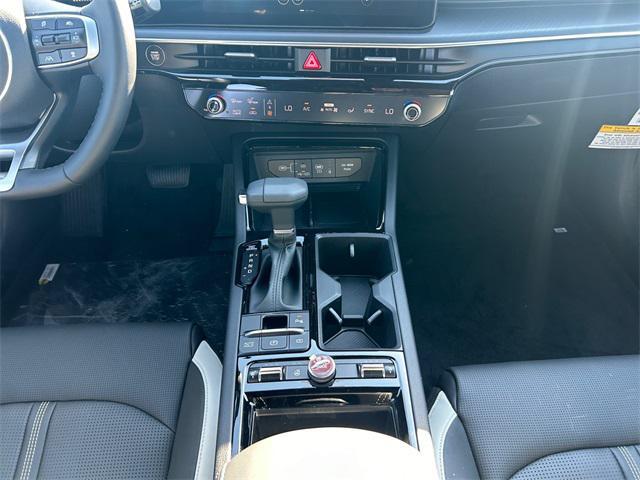 new 2025 Kia K5 car, priced at $31,545