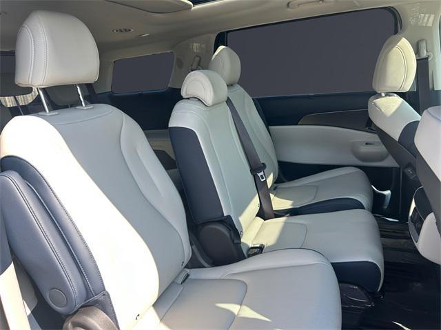 new 2026 Kia Carnival Hybrid car, priced at $51,285