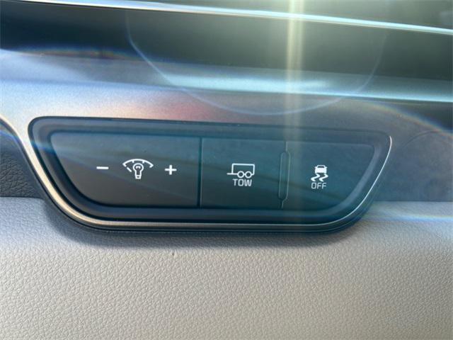 new 2026 Kia Carnival Hybrid car, priced at $51,285