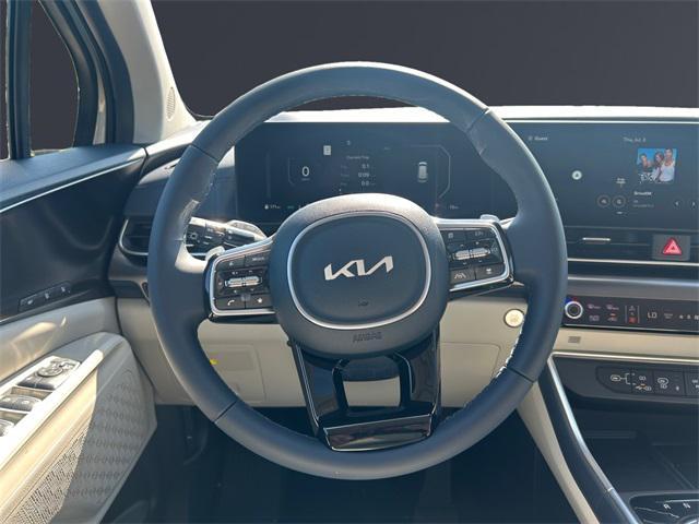 new 2026 Kia Carnival Hybrid car, priced at $51,285