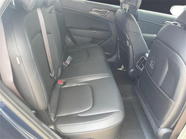 new 2025 Kia Sportage Hybrid car, priced at $35,935