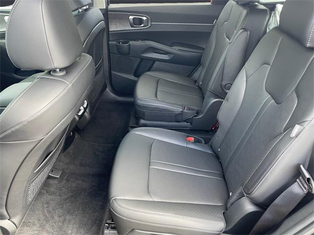 new 2025 Kia Sorento car, priced at $43,780
