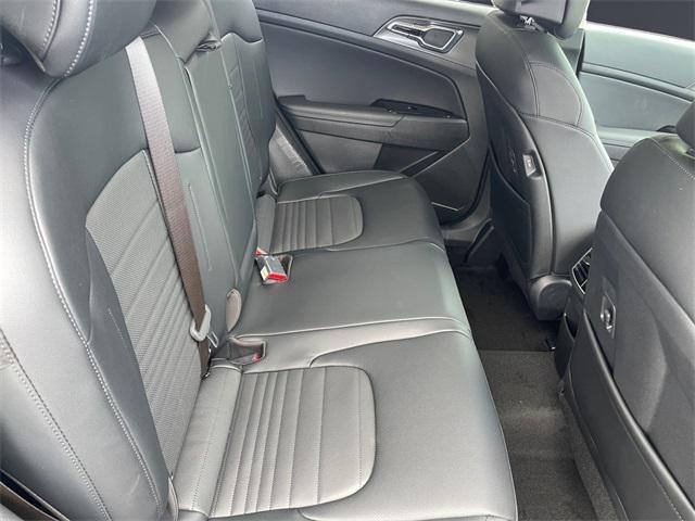 new 2025 Kia Sportage Hybrid car, priced at $39,485