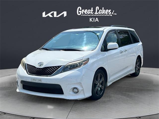 used 2017 Toyota Sienna car, priced at $21,850
