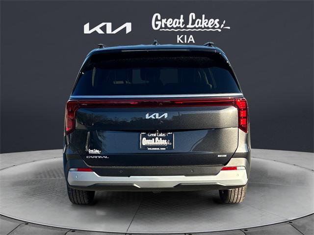 new 2025 Kia Carnival car, priced at $44,360