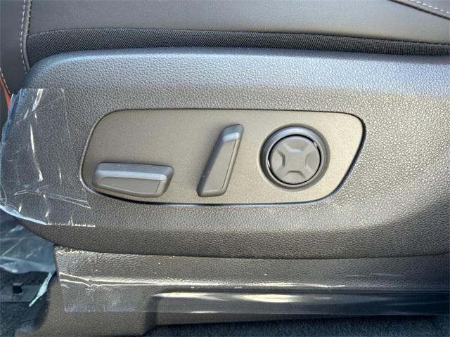 new 2026 Kia Carnival car, priced at $49,285