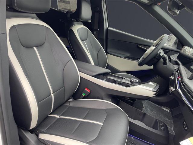 new 2025 Kia EV6 car, priced at $61,370