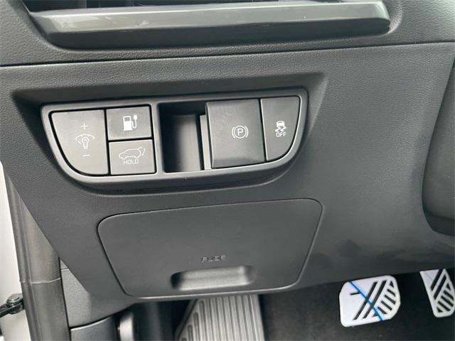 new 2025 Kia EV6 car, priced at $61,370