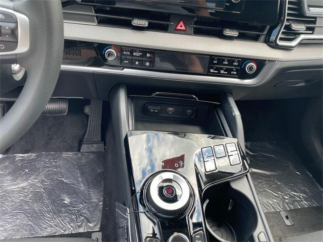new 2025 Kia Sportage Hybrid car, priced at $30,360