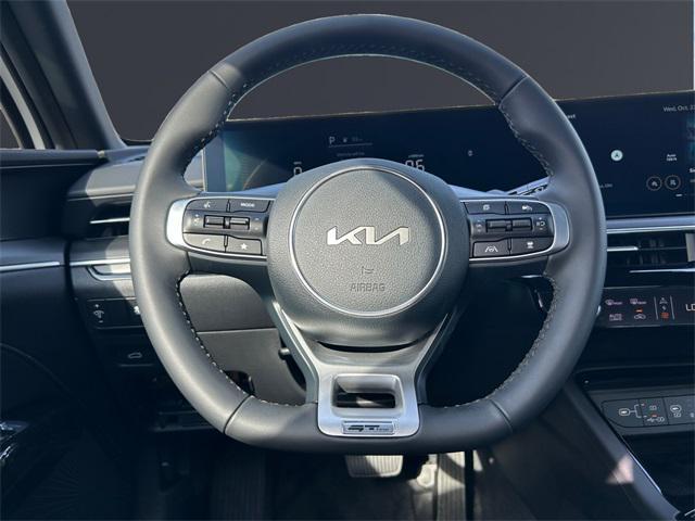 new 2025 Kia K5 car, priced at $30,005