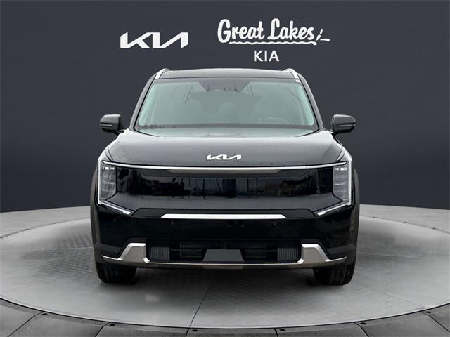 new 2025 Kia EV9 car, priced at $66,440