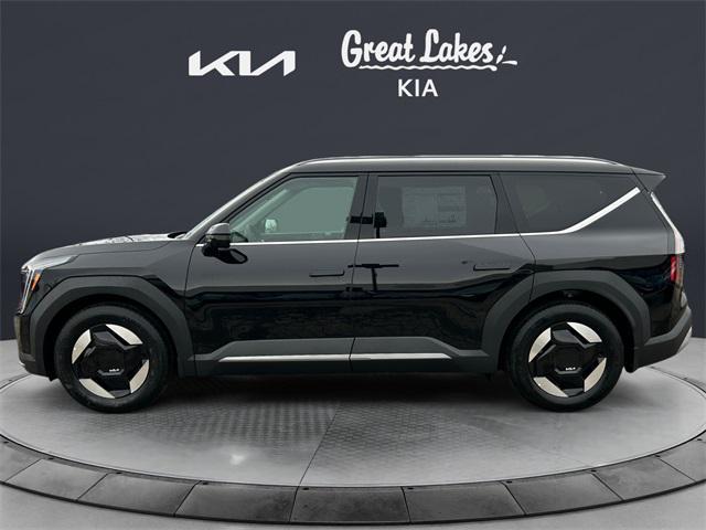 new 2025 Kia EV9 car, priced at $66,440