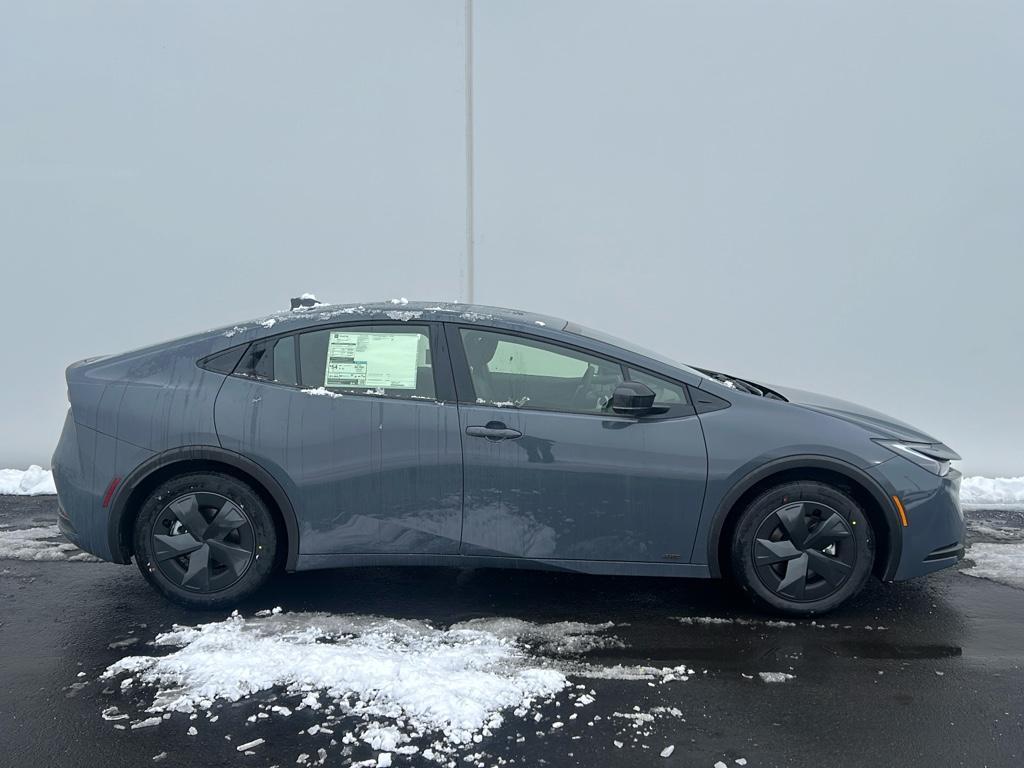 new 2024 Toyota Prius car, priced at $31,138