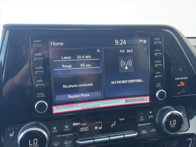 used 2022 Toyota Highlander car, priced at $39,994