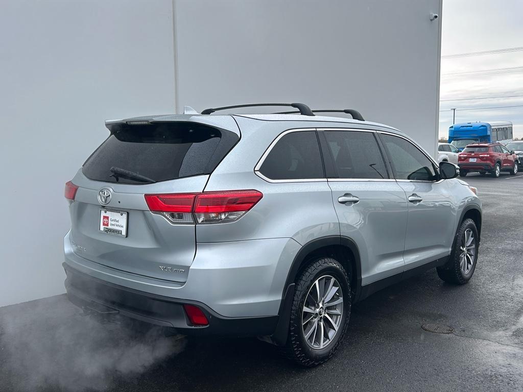 used 2019 Toyota Highlander car, priced at $27,500