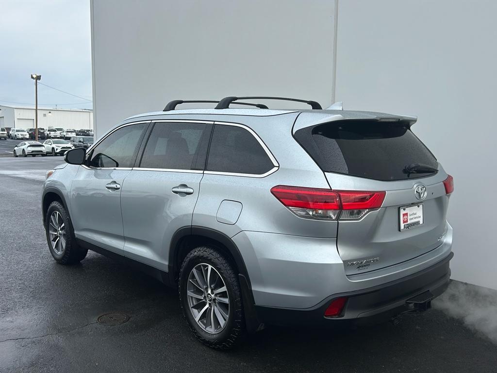 used 2019 Toyota Highlander car, priced at $27,500