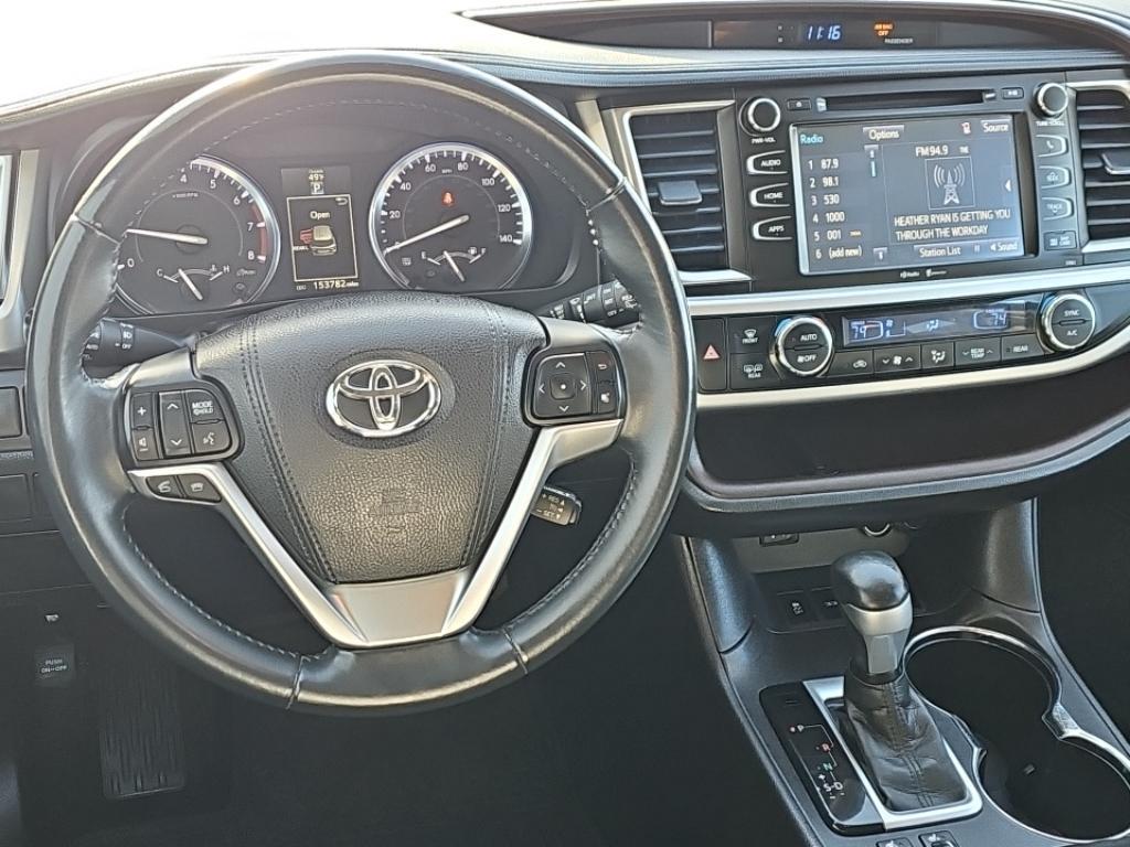 used 2015 Toyota Highlander car, priced at $19,900