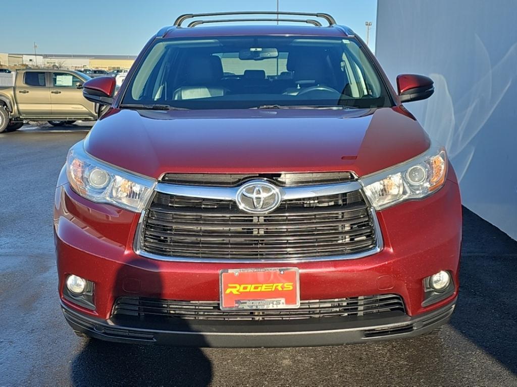 used 2015 Toyota Highlander car, priced at $19,900