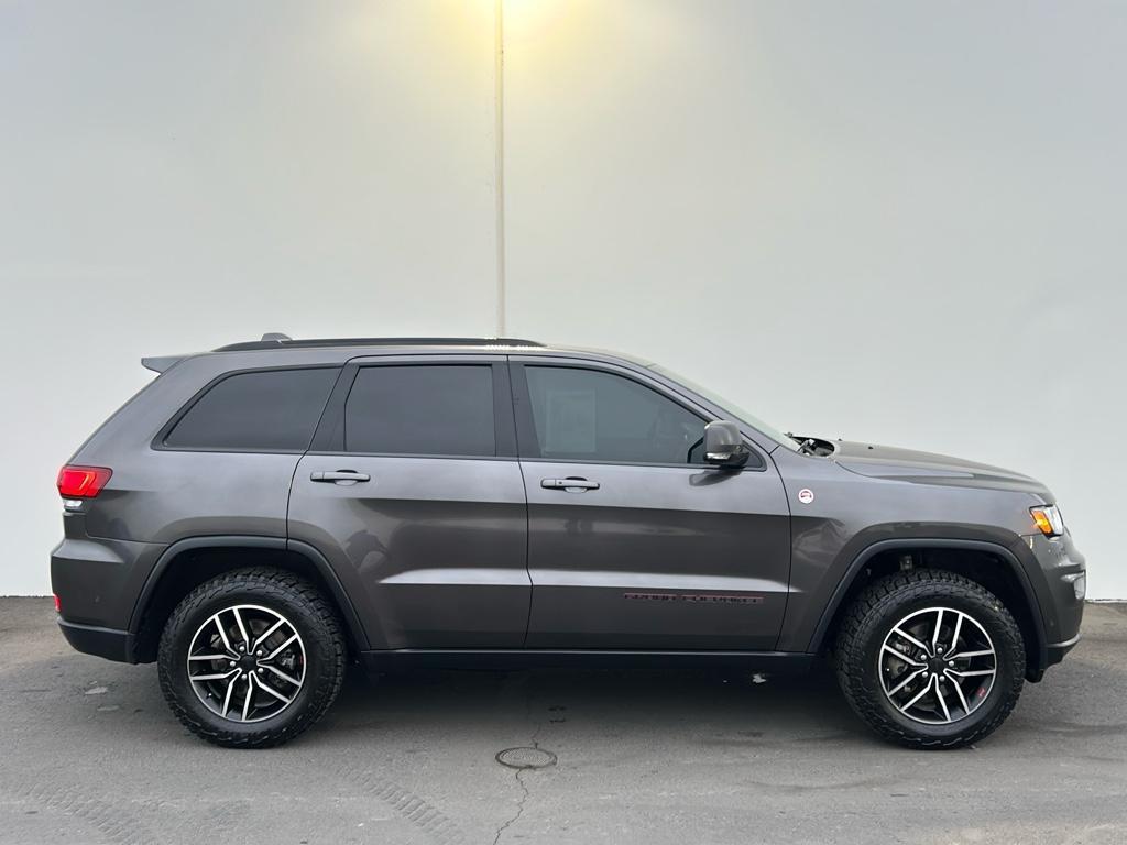 used 2020 Jeep Grand Cherokee car, priced at $24,900