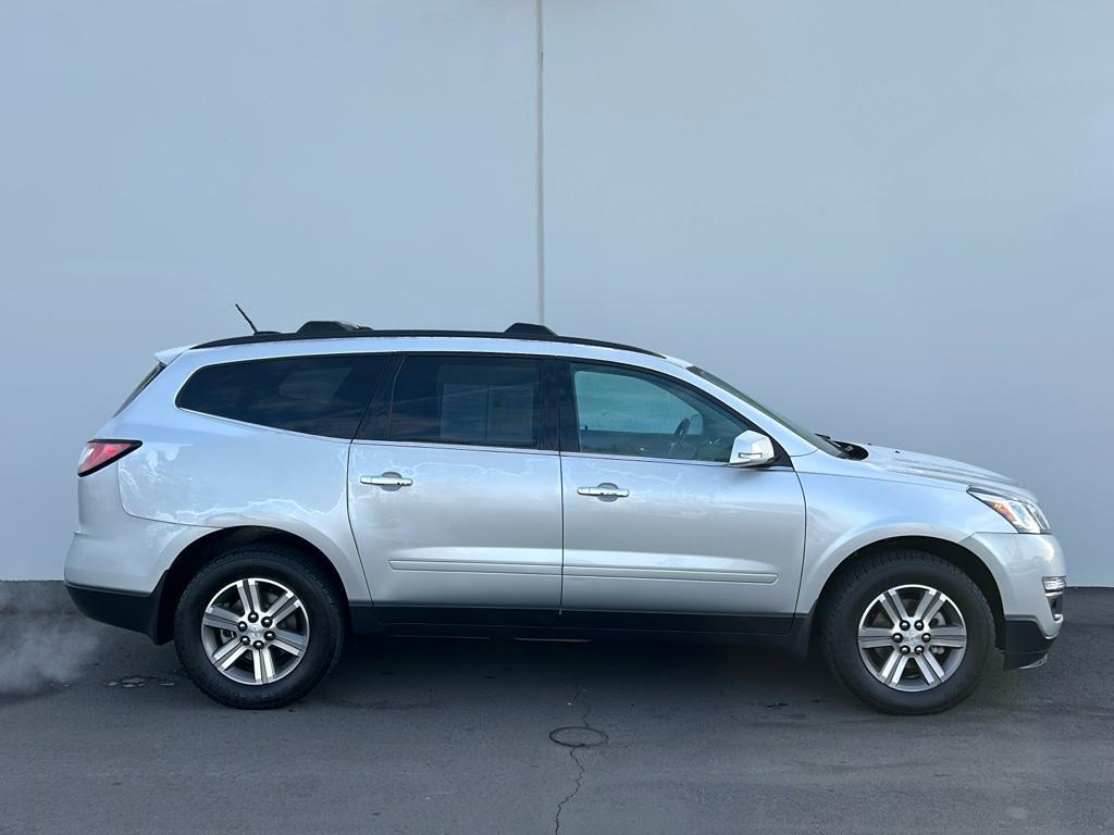 used 2016 Chevrolet Traverse car, priced at $18,900