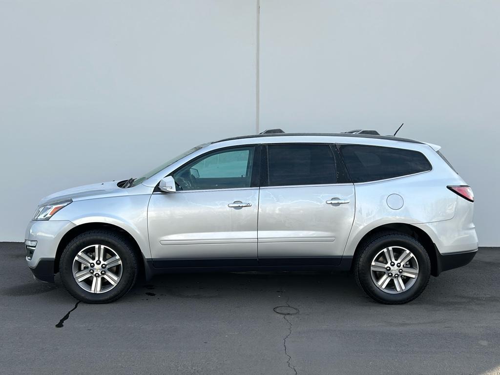 used 2016 Chevrolet Traverse car, priced at $18,900