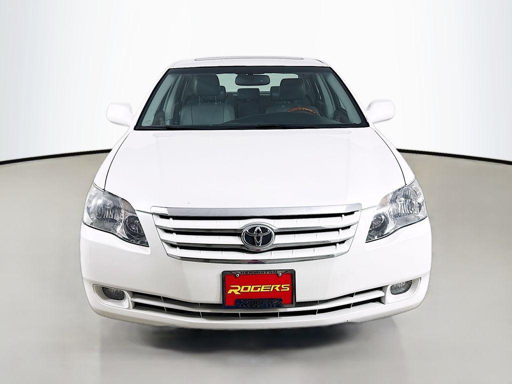 used 2005 Toyota Avalon car, priced at $11,900