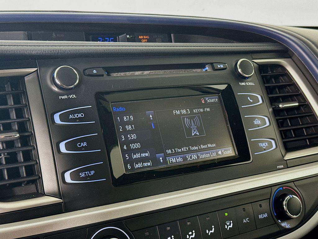 used 2017 Toyota Highlander car, priced at $21,993