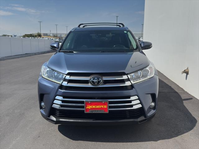 used 2018 Toyota Highlander car, priced at $26,900