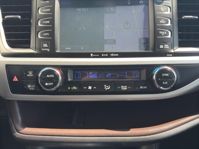 used 2018 Toyota Highlander car, priced at $26,900