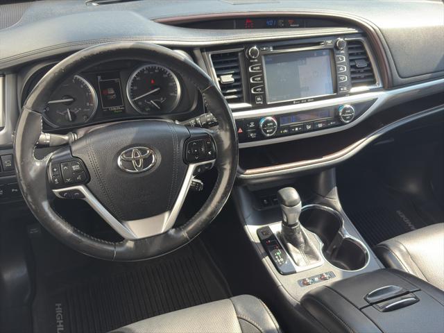used 2018 Toyota Highlander car, priced at $26,900