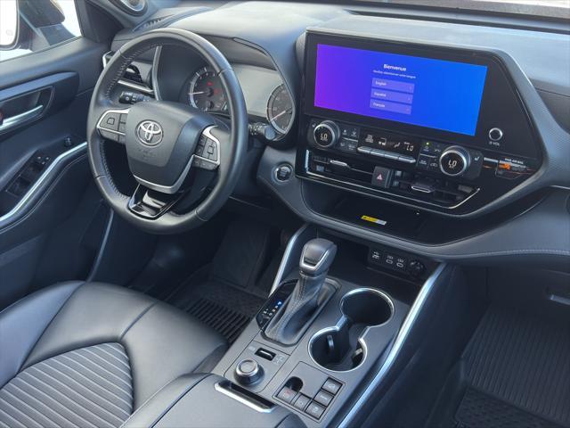 used 2023 Toyota Highlander car, priced at $44,900