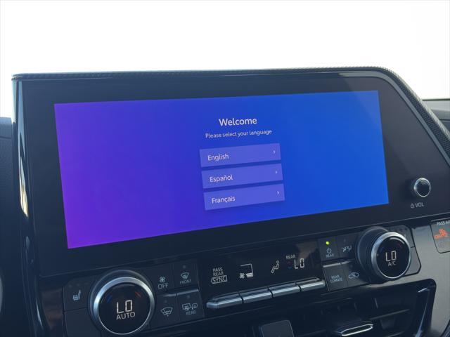 used 2023 Toyota Highlander car, priced at $44,900