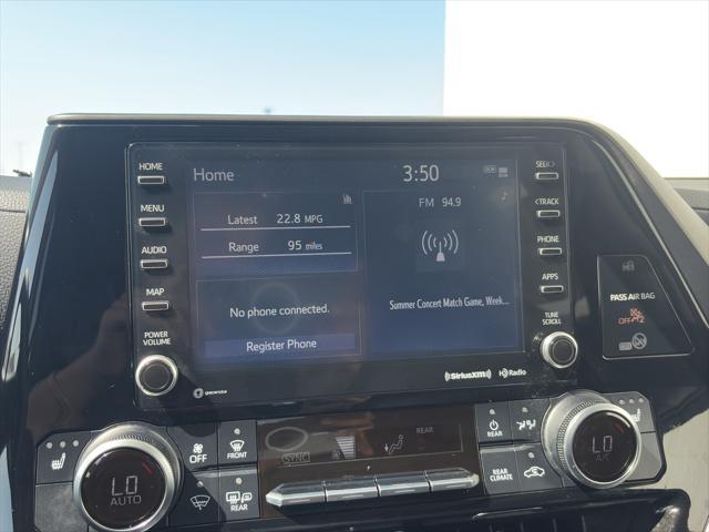used 2022 Toyota Highlander car, priced at $41,900