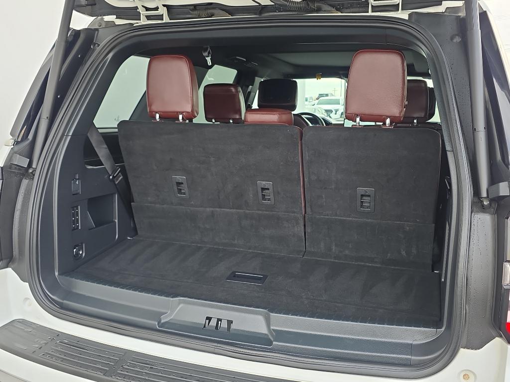 used 2023 Ford Expedition car, priced at $53,443