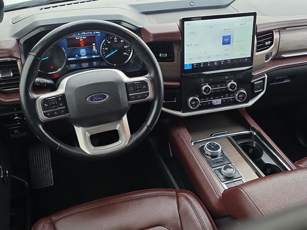 used 2023 Ford Expedition car, priced at $53,443
