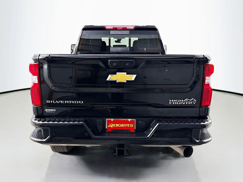used 2022 Chevrolet Silverado 2500 car, priced at $65,553