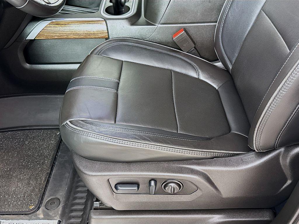 used 2022 Chevrolet Silverado 2500 car, priced at $65,553
